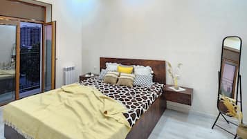 Blackout curtains, iron/ironing board, free WiFi