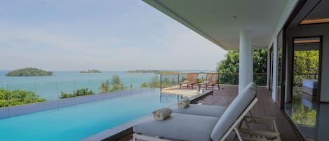 Four Bedroom Villa with Pool