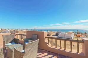 Property grounds - Colorful Oceanview Home with Pool Casa en el Cielo (Puerto Peñasco)
