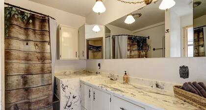 Alaskan Ranch ~ 2 bedroom, 2 bathroom
