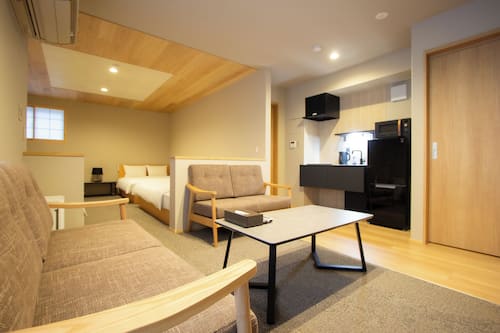 Deluxe Suite | Free WiFi