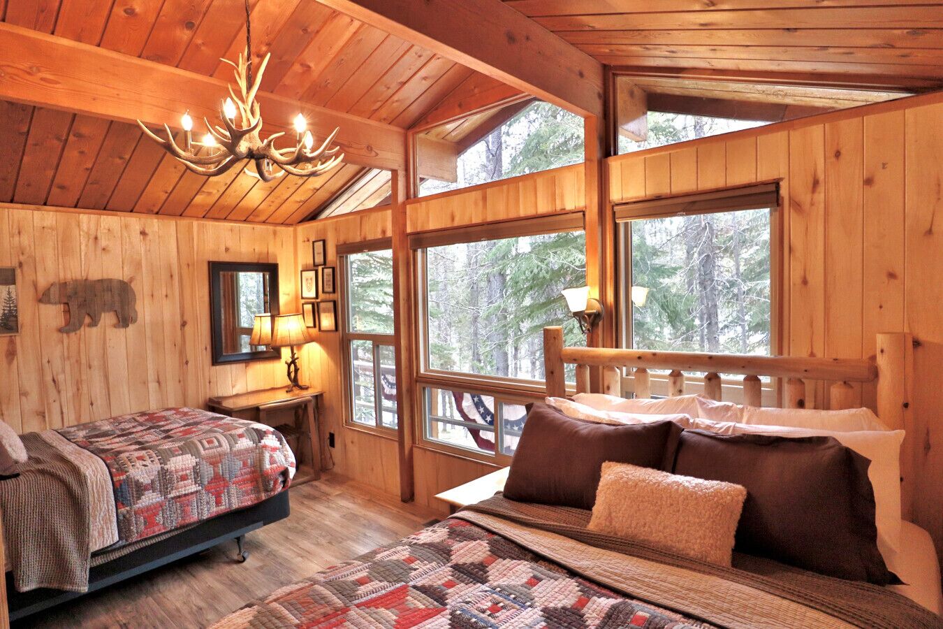 2 bedrooms, travel crib, WiFi, bed sheets