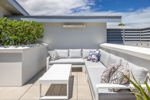 Terrace/patio - Beachfront 25 The Strand | Moana (Waiheke Island)