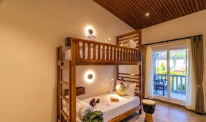 Deluxe Shared Dormitory, 1 Person in 4-Bed Superior Dormitory -Mixed | Laptop workspace, free WiFi - Zo Selections Gokarna by Zostel (Gokarna)