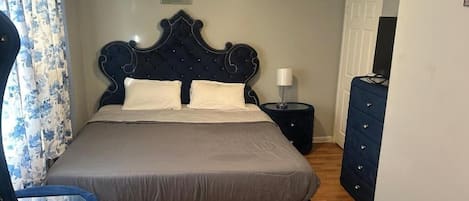 Double Room, 1 King Bed, Non Smoking