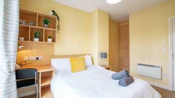 2 bedrooms, WiFi, bed sheets