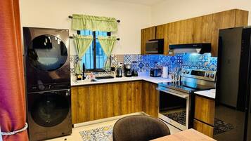 Microwave, oven, coffee/tea maker, electric kettle