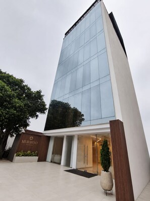 Unclassified image, 4 of 71, button - Hotel Murahno Collection (San José de Cúcuta)