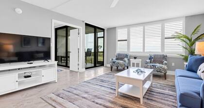Newoceanfront Gulf Water Views 1st Floor Sanibel