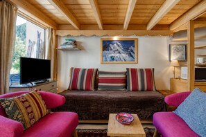 TV - Grand Roc B118 260m from Slopes, View, Parking & WiFi, Argentière (Chamonix), France (Argentière (Chamonix))