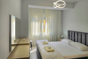 1 bedroom, free WiFi, bed sheets - Happy Stay Apartment By The Sea 092, Durres, Albania (Durres)
