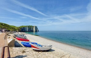Beach - 1 bedroom stunning home in Luneray (Luneray)