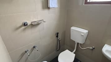 Superior Single Room, 1 Double Bed | Bathroom