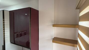 Premier Double Room, City View | Interior