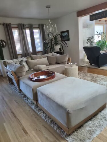 Beautiful Espanola influenced.