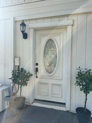 Exterior detail - Peaceful Mesa studio - minutes to spring training (Mesa)