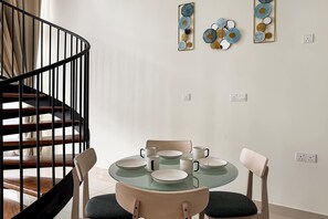 Apartment (2 Bedrooms) | Interior - Stylish Duplex Loft, 5min Drive to Jonker St (Malacca City)