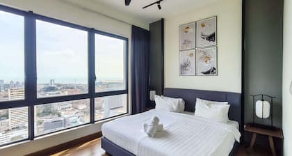 2BR Melaka Family Getaway, Pool, Near Jonker St