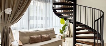 Modern Duplex Stay Near Jonker St