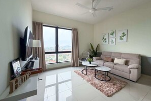 Apartment (2 Bedrooms) | Front of property - 2BR Melaka City Apartment, 5min Drive to Jonker St (Malacca City)