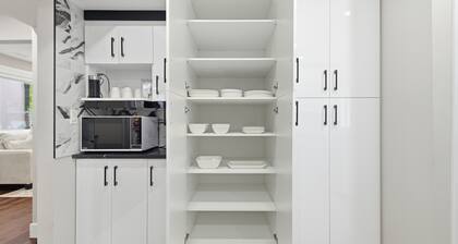 Premium Windsor Retreat |Perfect for Families, Groups & Long Stays+ Free Parking