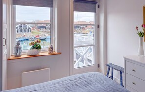 2 bedrooms, free WiFi - 2 bedroom stunning apartment in Borre (Borre)