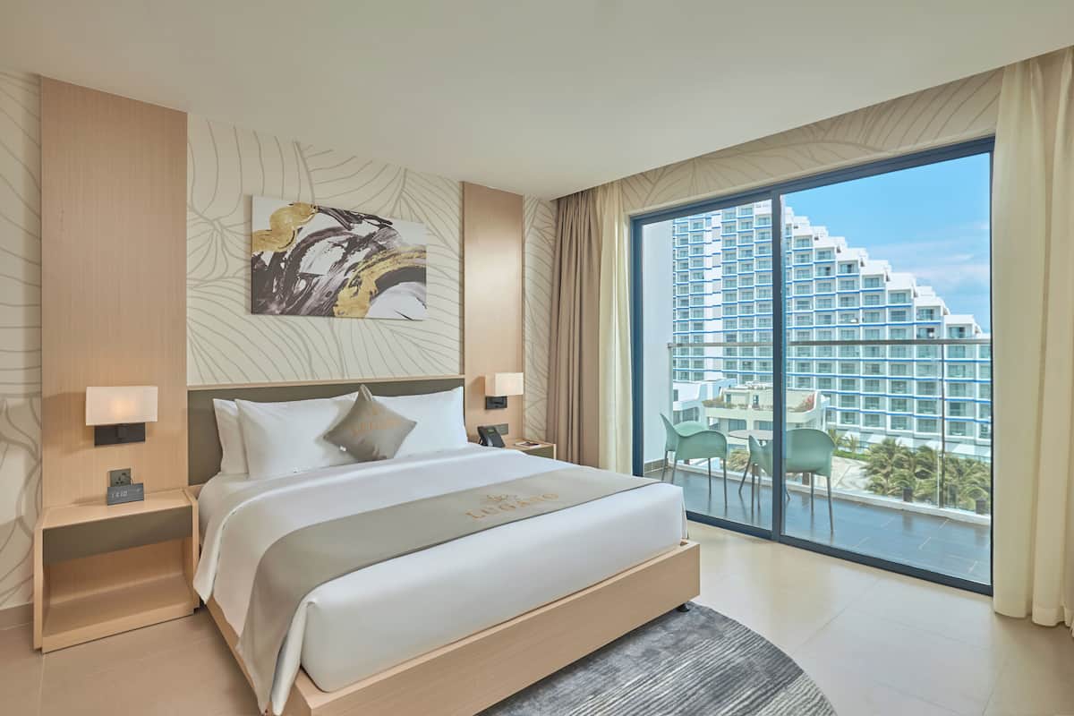 Deluxe Double Room | Balcony view