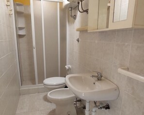 Shower, hair dryer - VILLA PINETA MARE - PIGNA 1 - VILLA PINETA MARE (Capoliveri)
