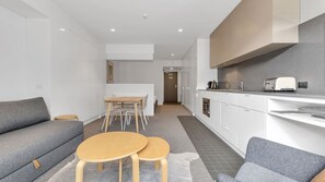 Smart TV - Squatters Run 26 in the Heart of Thredbo (Thredbo)