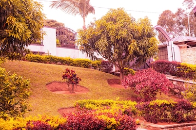 EL-GIBOR GUEST HOUSE