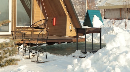 Superior Chalet, Mountain View | Outdoor dining. Aglamp.kz Almaty