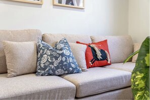 Interior - Golden Homestead – Park Ridge 4B Comfort Retreat (Park Ridge)