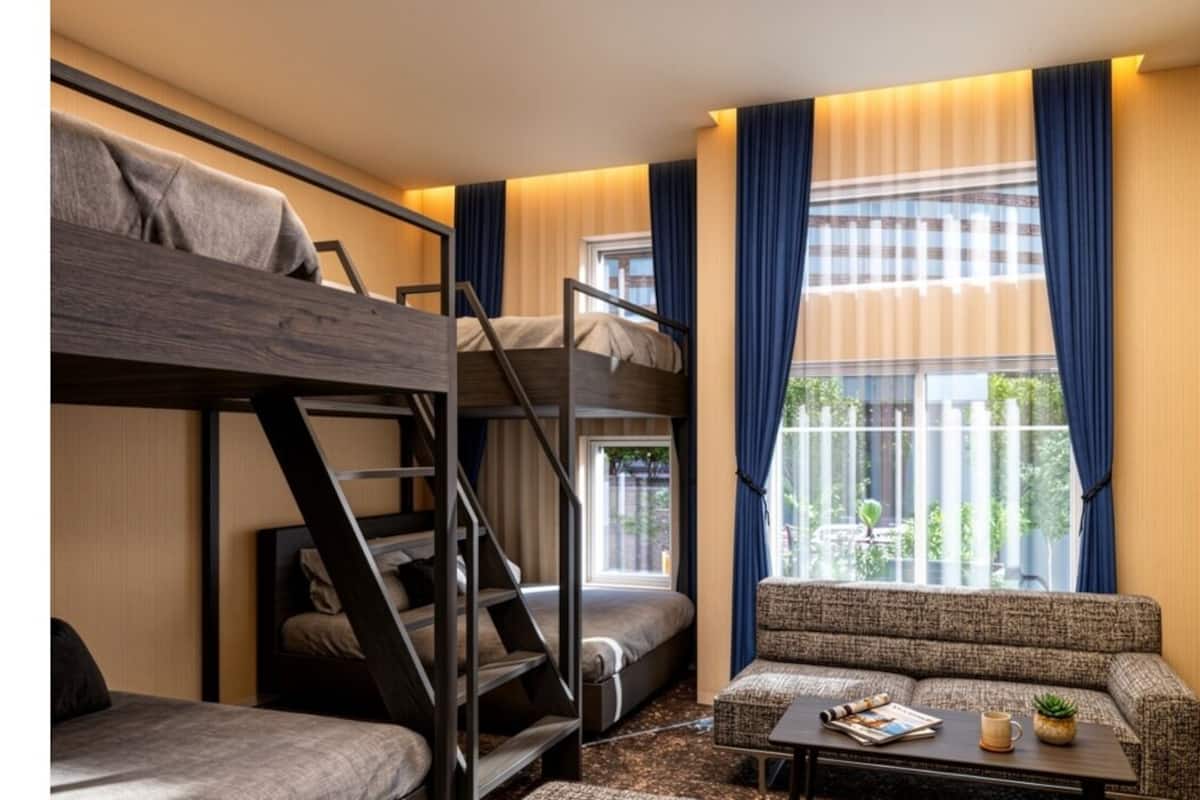Executive Connecting 8 Beds - Bunk Style, Non Smoking | Interior