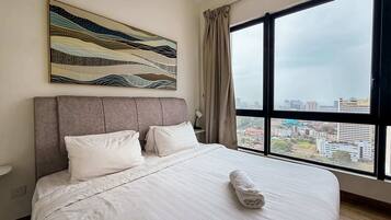 2 bedrooms, iron/ironing board, WiFi, bed sheets