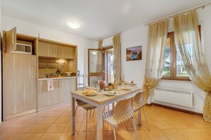 Dining - Residence La Perla - Apt 19 (Monte Isola)