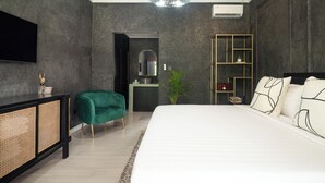 Unclassified image, 2 of 40, button - The Fallons Villa Berawa, Canggu by Sandara (Canggu)