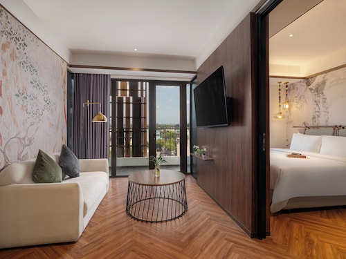 Elais by ARTOTEL
