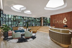 Lobby - Elais by ARTOTEL (Medan)