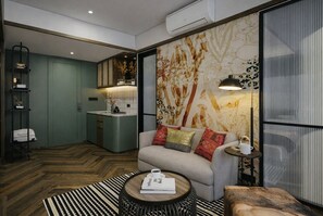 Junior Suite, 1 King Bed | Living area - Elais by ARTOTEL (Medan)
