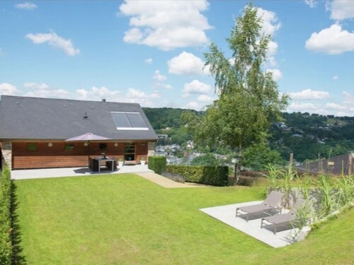 Gite with hot tub, sauna and stunning views