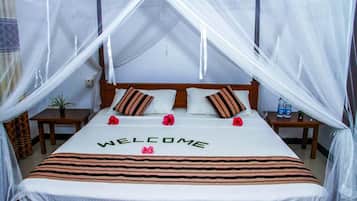 Economy Double Room, Garden View | In-room safe, desk, laptop workspace, soundproofing
