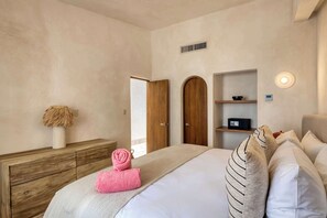 1 bedroom, iron/ironing board, WiFi, bed sheets - 1BR Pool & Private Terrace in Casa Nima (San José del Cabo)