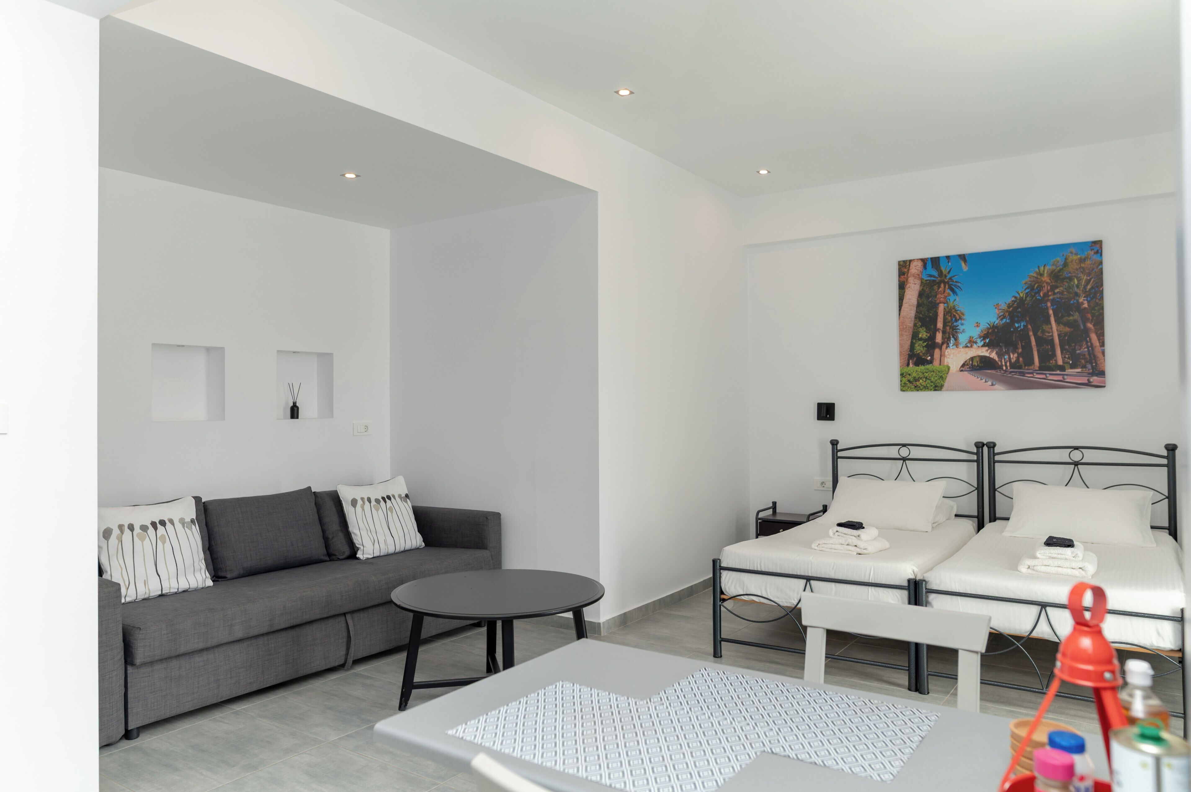 Twin Studio | Living room