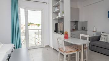 Twin Studio