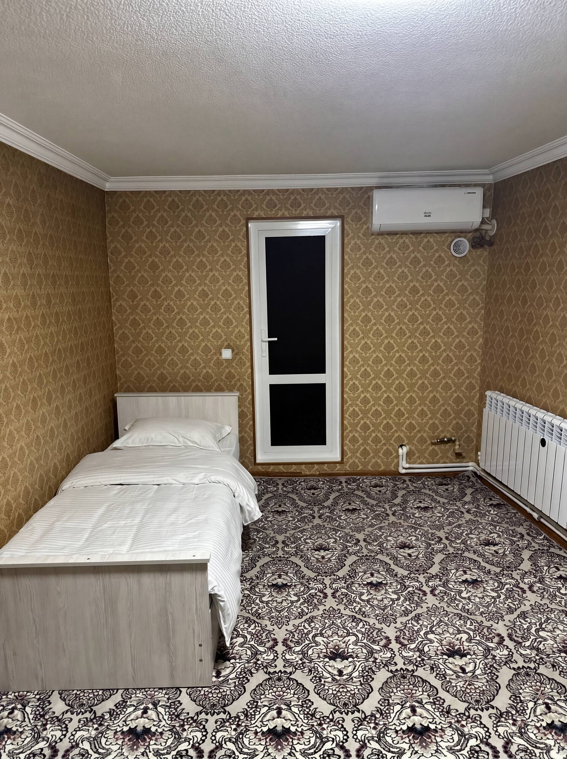 Classic Triple Room, Garden View | Laptop workspace, iron/ironing board, free WiFi