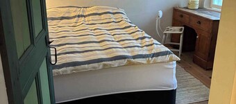 Peace and nature in a historic holiday home