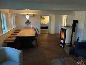 Dining - Peace and nature in a historic holiday home (Højer)