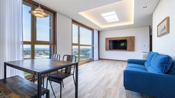 25-pyeong Suite | Living area