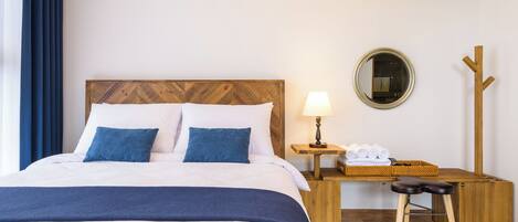 Double Room, Partial Sea View