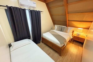 Villa superior | Escritorio, espacio para trabajar con laptop, camas extra y wifi gratis 